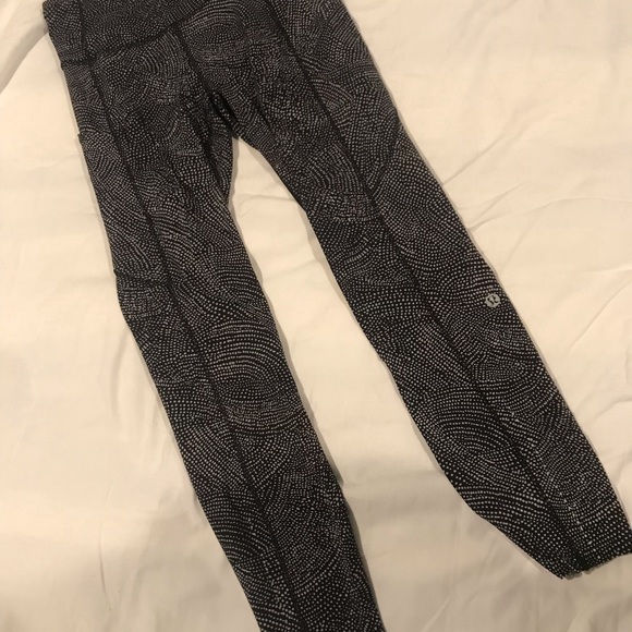 Lululemon Fast and Free Tight ll 25” *Nulux 6 - Picture 4 of 6
